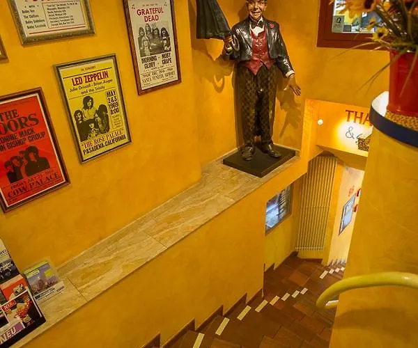 Hotel California Zurique