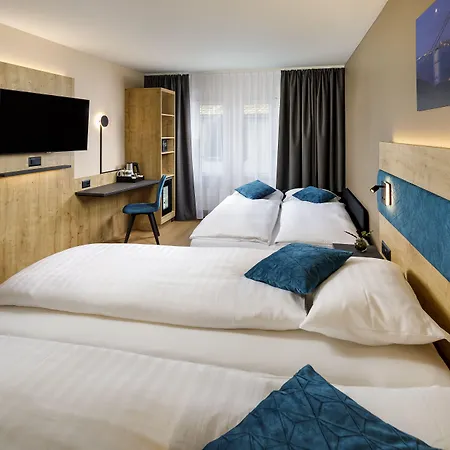 カリフォルニア ホテル チューリッヒ