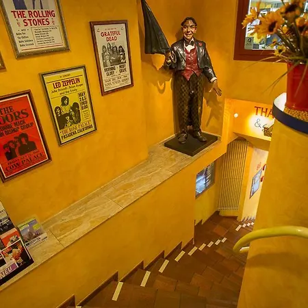 Hotel California Zurique