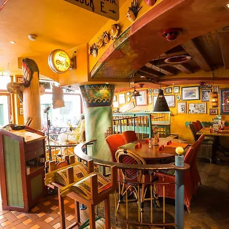 加利福尼亚酒店